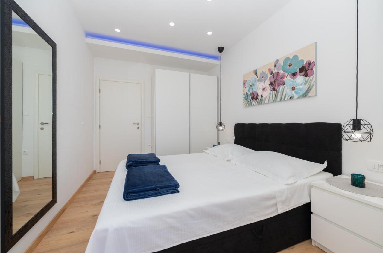Apartmani Sani Makarska Exterior photo