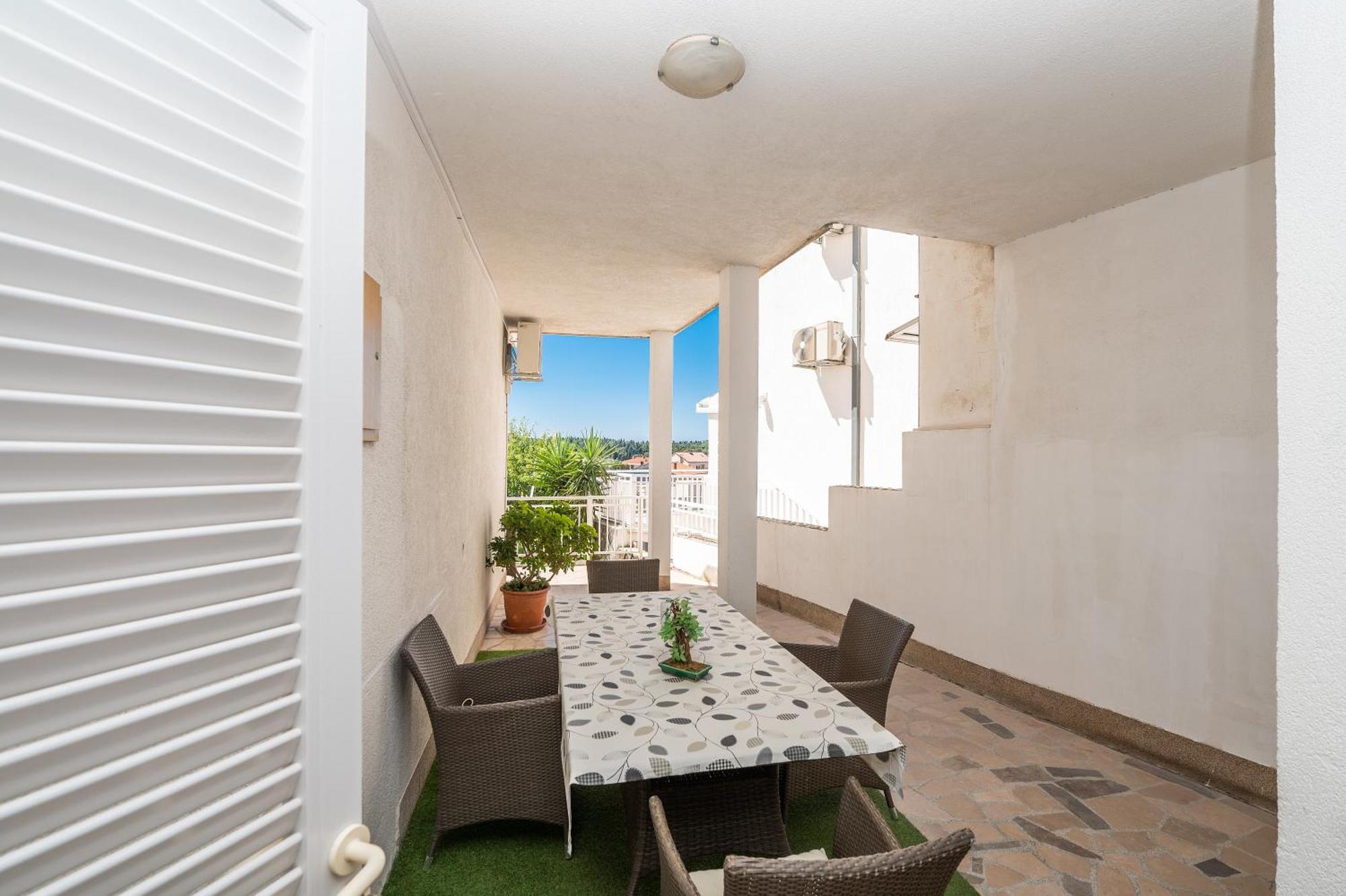 Apartmani Sani Makarska Exterior photo